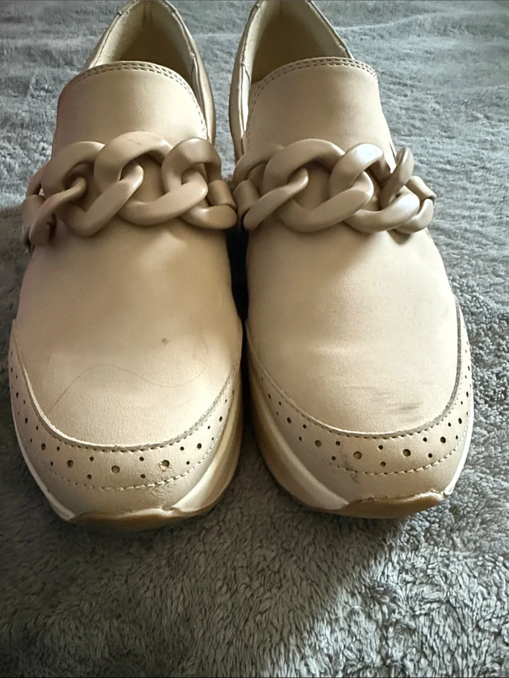 Slip-On Chain-Trim Women’s Loafers in Blush by Dolce Vita size 9